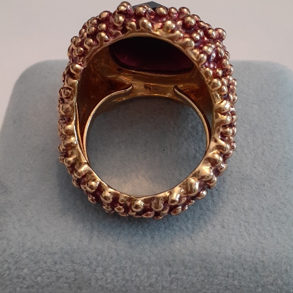 Ring - Picture 2 of 4